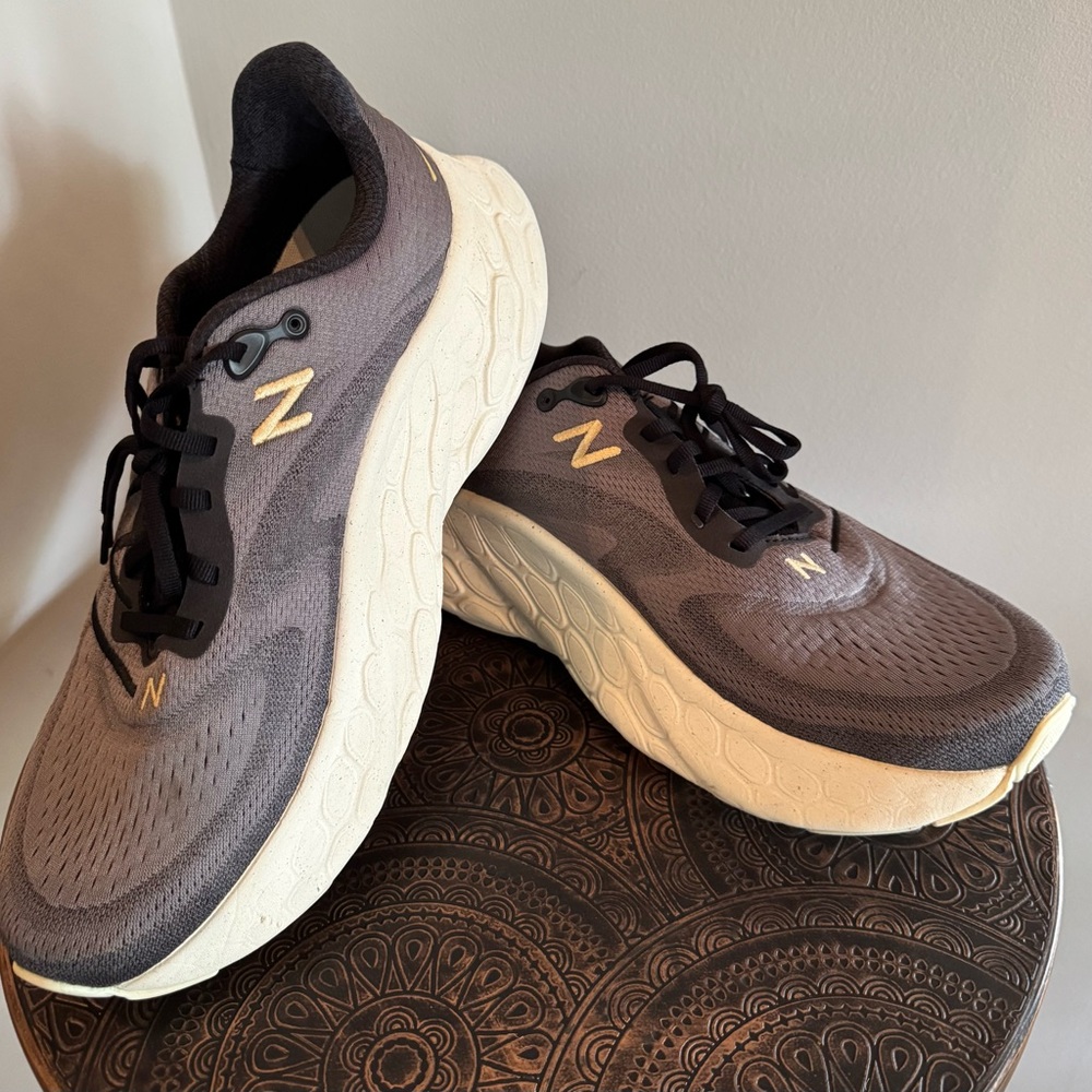 New Balance Men’s Fresh Foam X More V4